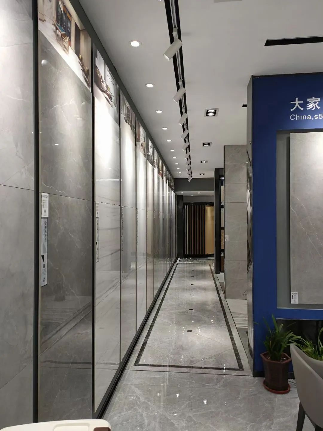 中國(guó)設(shè)計(jì)選材金牌服務(wù)商 | 范里典：與時(shí)俱進(jìn)，唯有創(chuàng)新(圖5)