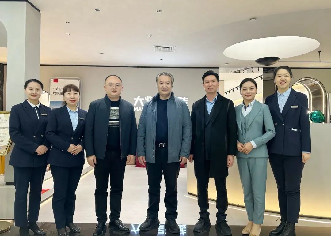 戰(zhàn)略牽引，直擊一線丨將軍陶瓷集團柳朝陽董事長深入走訪終端市場
