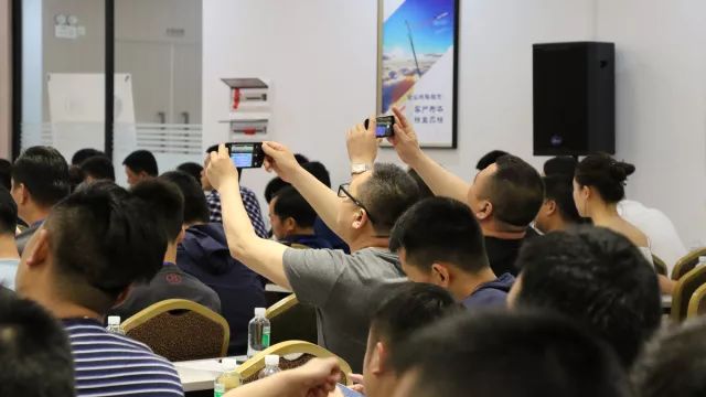 趨勢(shì)至上·贏領(lǐng)未來丨將軍企業(yè)《設(shè)想未來》發(fā)布會(huì)圓滿成功！
(圖5)