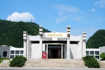 大將軍陶瓷紀(jì)念彭德懷誕辰120周年公益慈善活動(dòng)即將開啟！
(圖3)