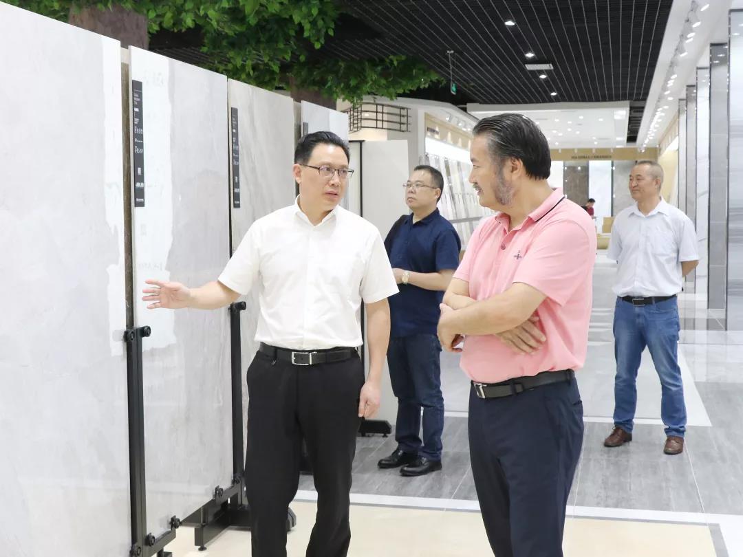 頭條丨衡陽政府考察團(tuán)再度走進(jìn)將軍企業(yè)，共商發(fā)展未來！
(圖11)
